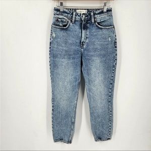 Abercrombie Fitch Women's Curve Love The Mom High Rise Tapered Jeans Size 25